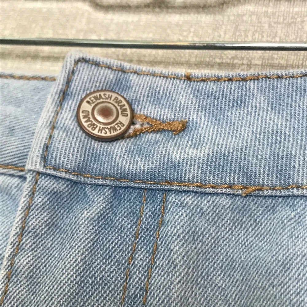 Rewash denim distressed